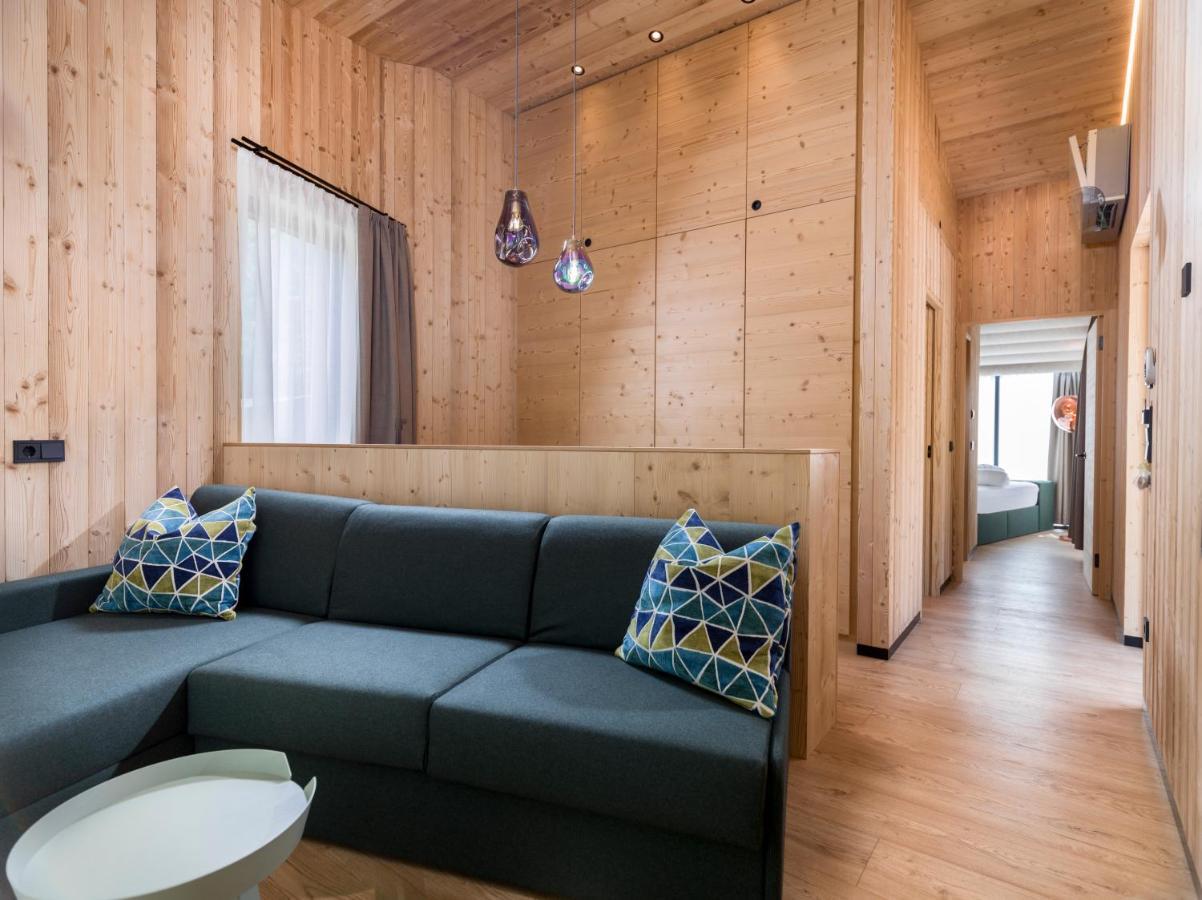 Skyview Chalets Am Camping Toblacher See Dış mekan fotoğraf